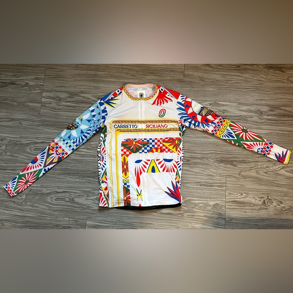 Italian Inspired compress shirt